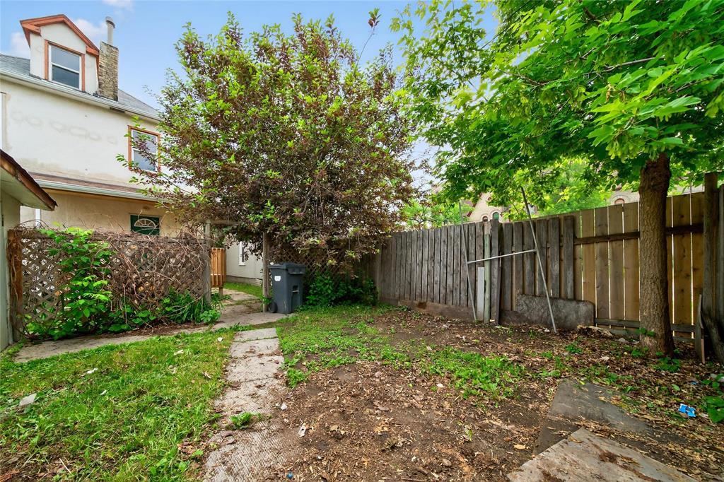 Photo 36 of 534 William Avenue, Winnipeg MB