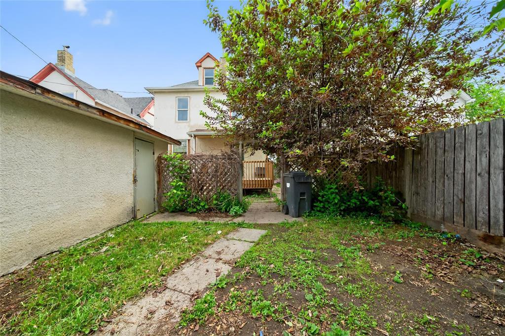 Photo 37 of 534 William Avenue, Winnipeg MB
