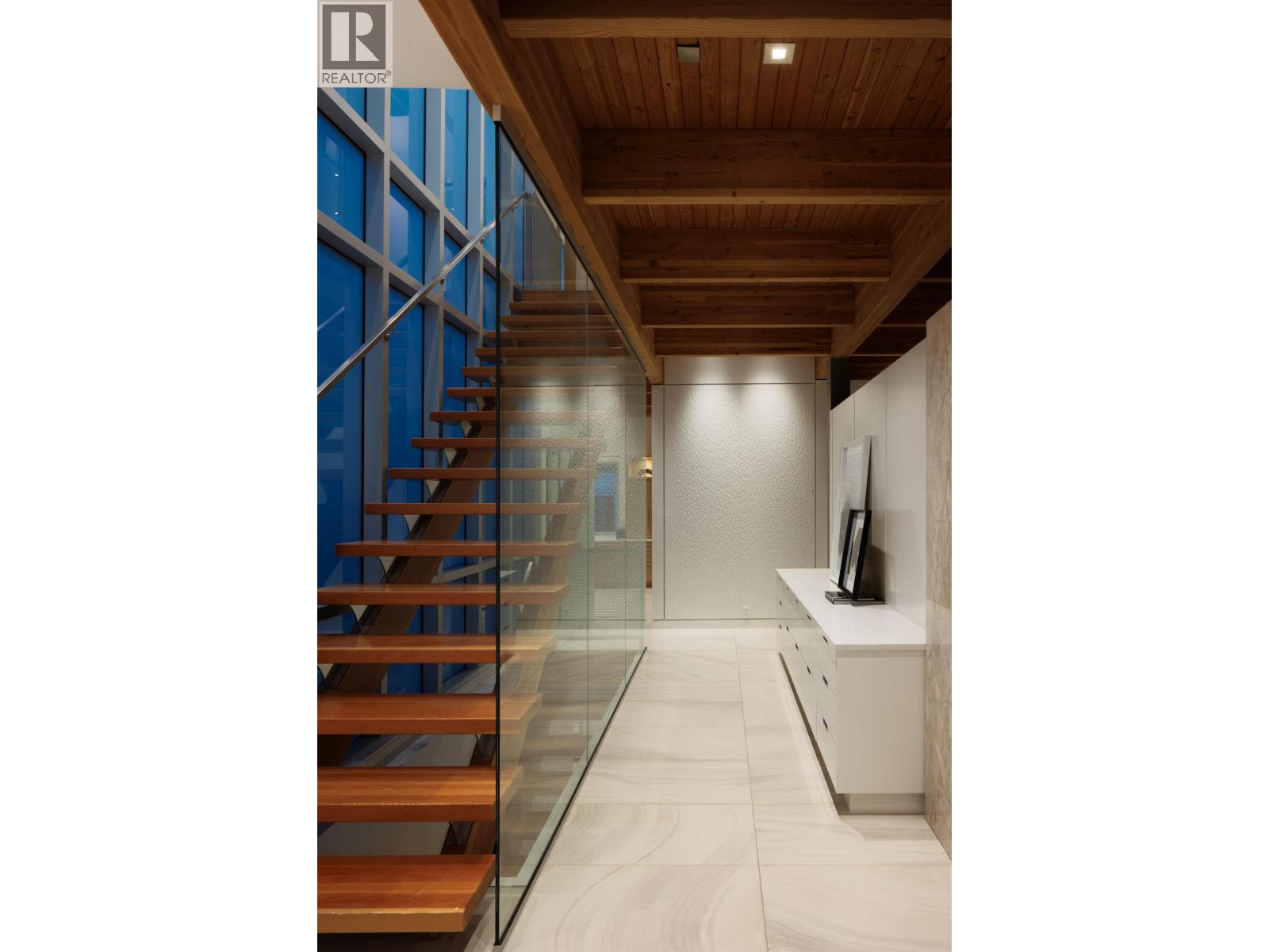Photo 19 of 105 Peveril Avenue, Vancouver BC