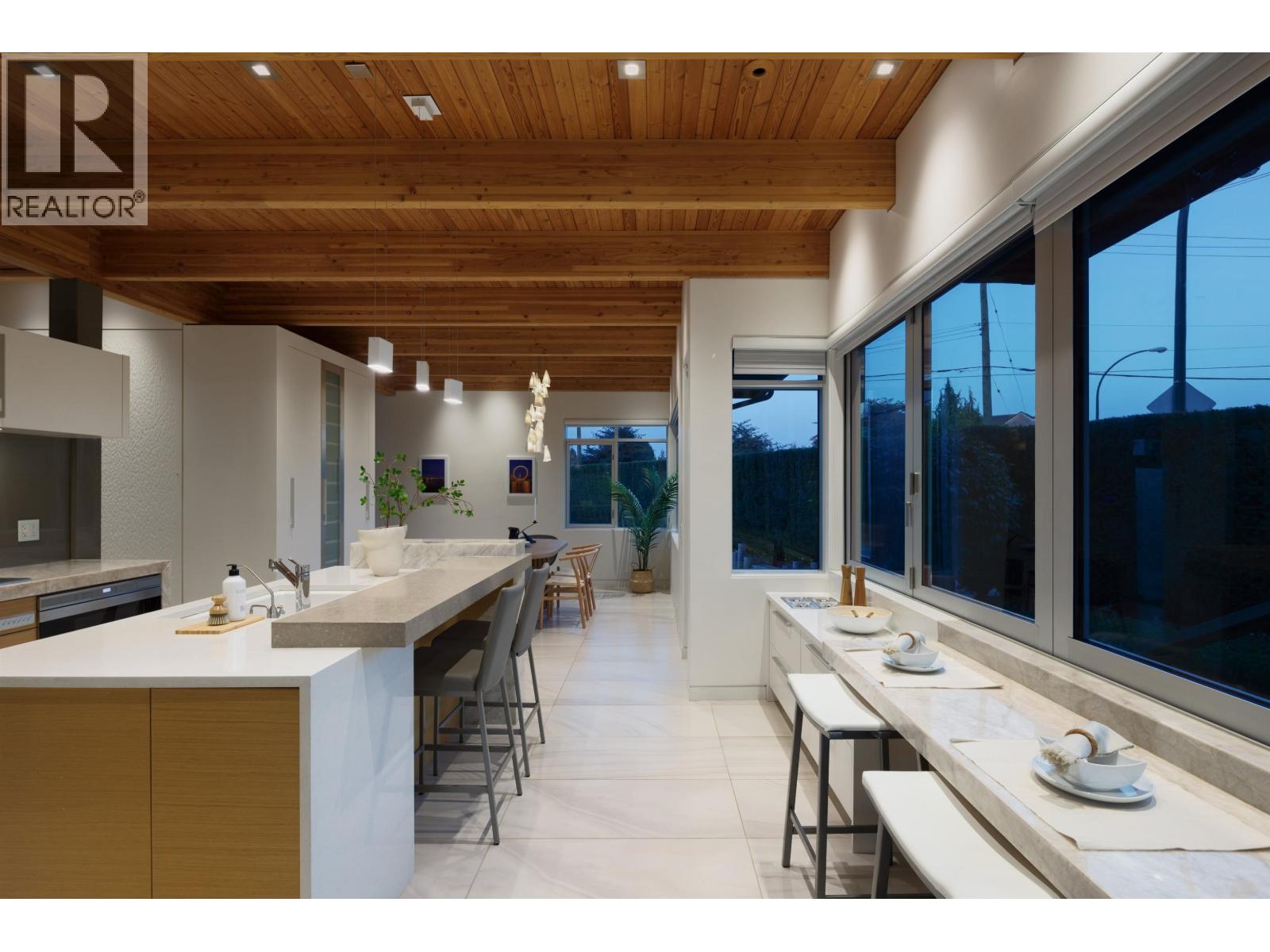 Photo 31 of 105 Peveril Avenue, Vancouver BC