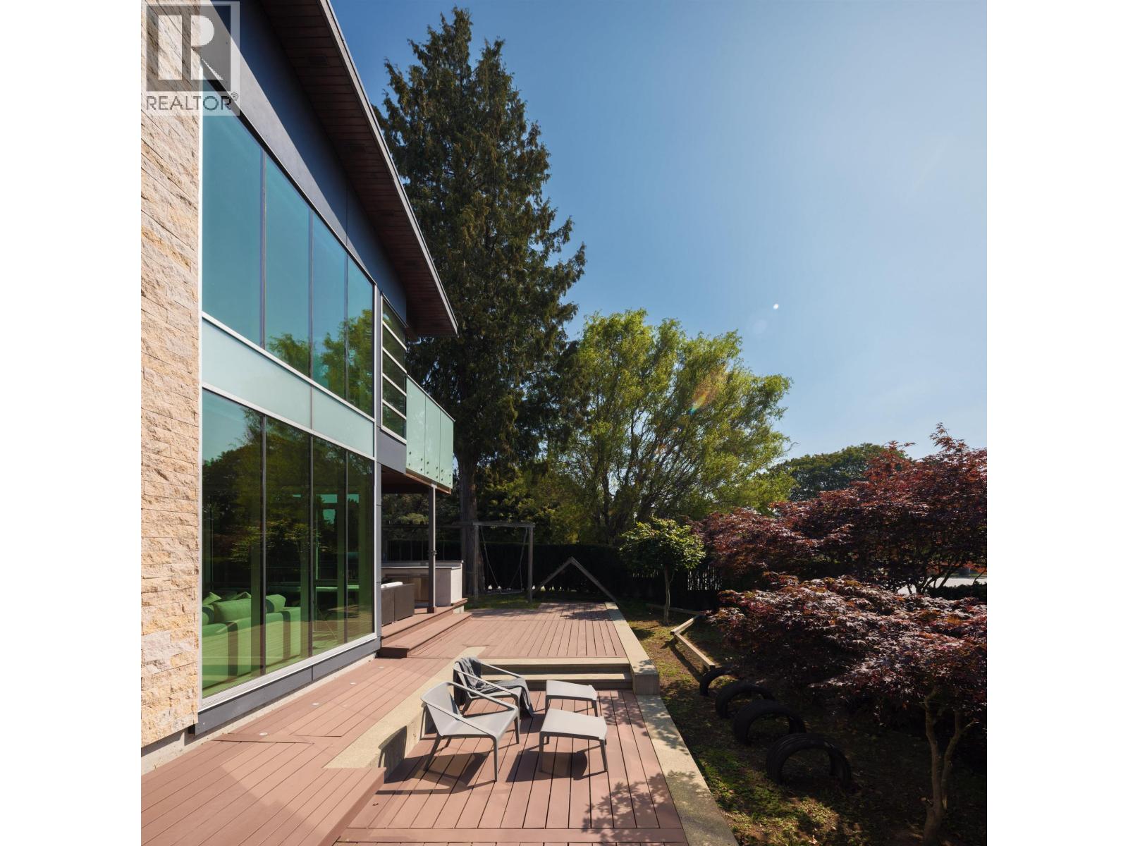 Photo 14 of 105 Peveril Avenue, Vancouver BC