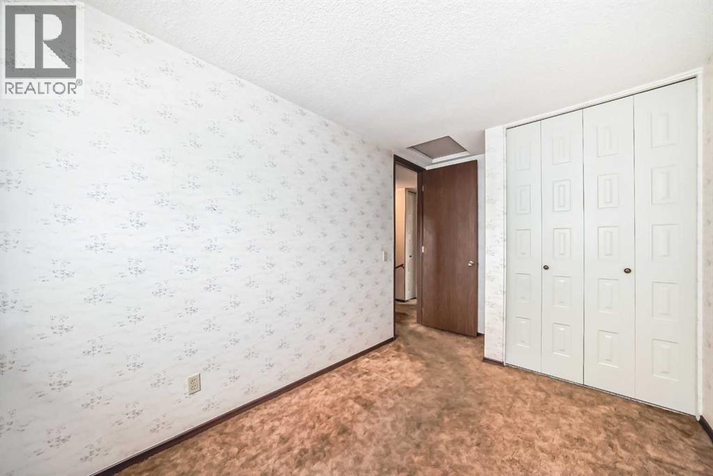 Photo 26 of 8 14736 Deerfield Drive Se, Calgary AB