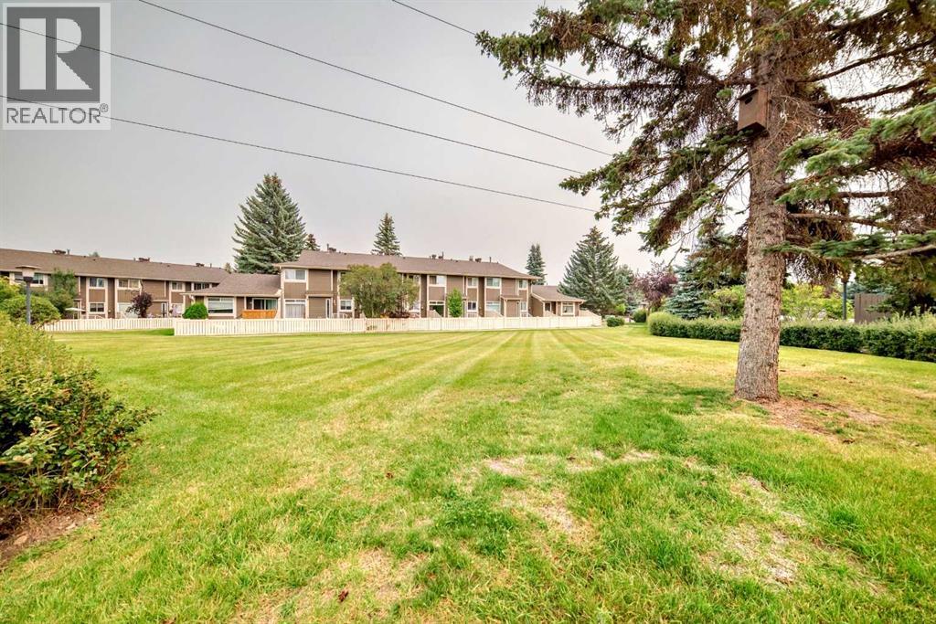 Photo 37 of 8 14736 Deerfield Drive Se, Calgary AB