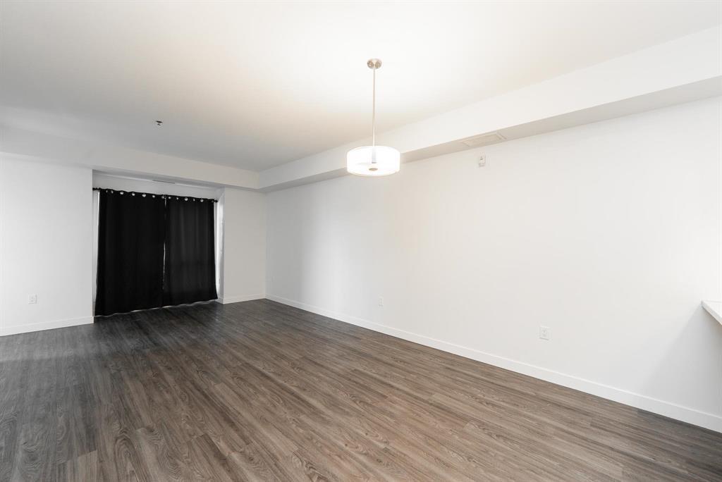 Photo 31 of 215 10 Hill Grove Point, Winnipeg MB