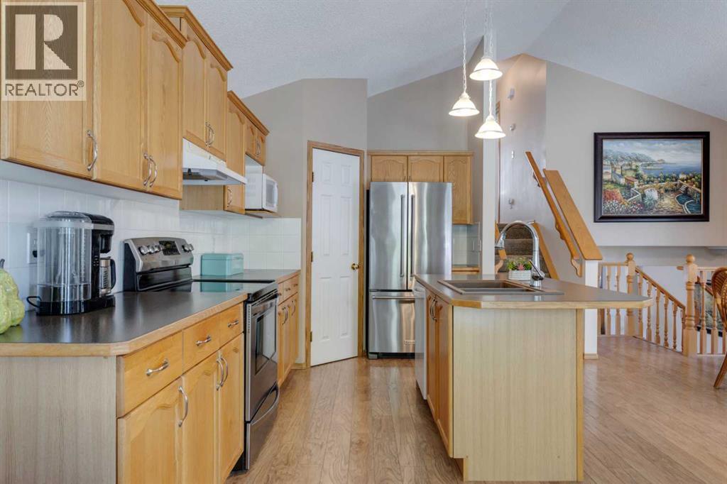 Photo 11 of 131 Citadel Mesa Close Nw, Calgary AB
