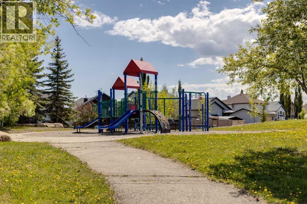 Photo 2 of 131 Citadel Mesa Close Nw, Calgary AB
