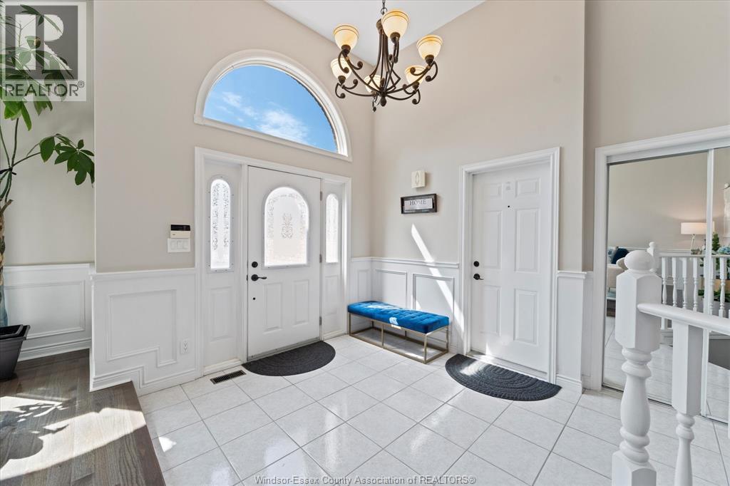 Photo 6 of 2180 Suzanne Street, Lasalle ON