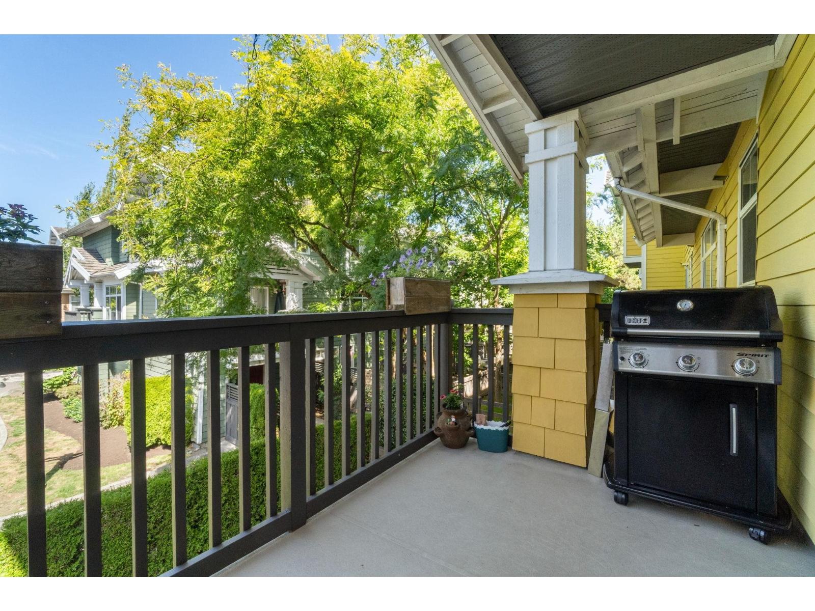 Photo 16 of 25 15233 34 Avenue, Surrey BC