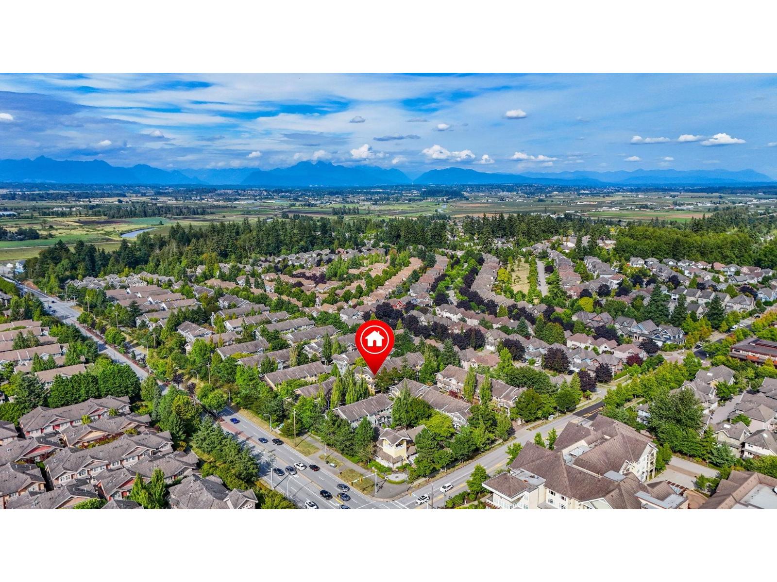 Photo 3 of 25 15233 34 Avenue, Surrey BC