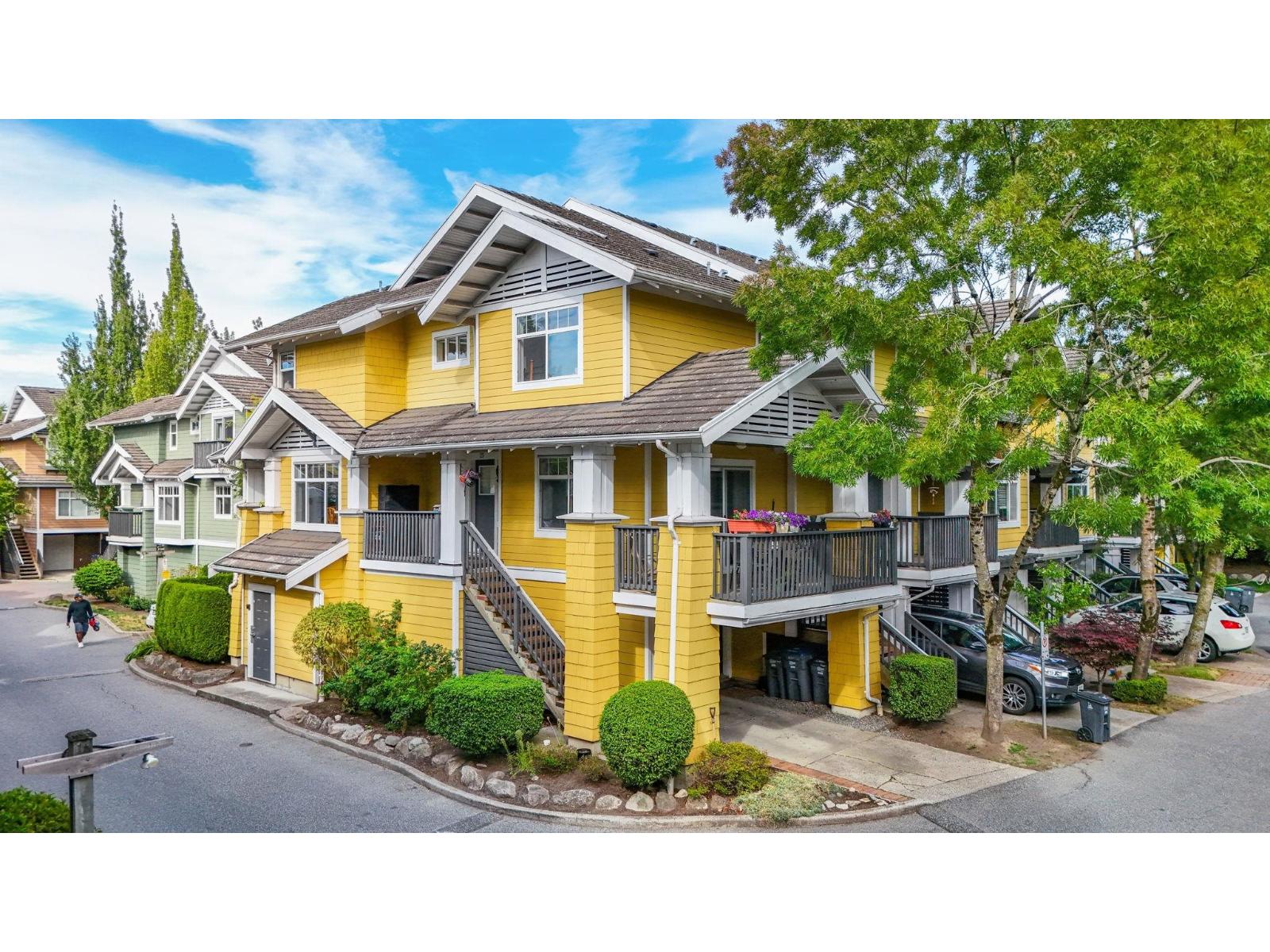 Photo 1 of 25 15233 34 Avenue, Surrey BC