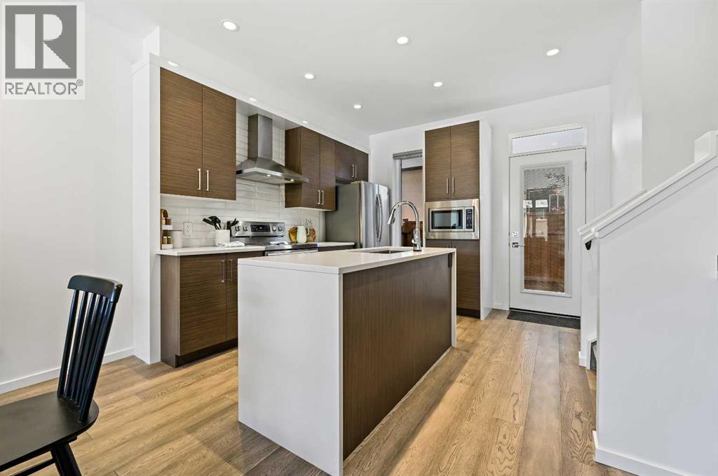 Photo 12 of 3569 19 Avenue Sw, Calgary AB