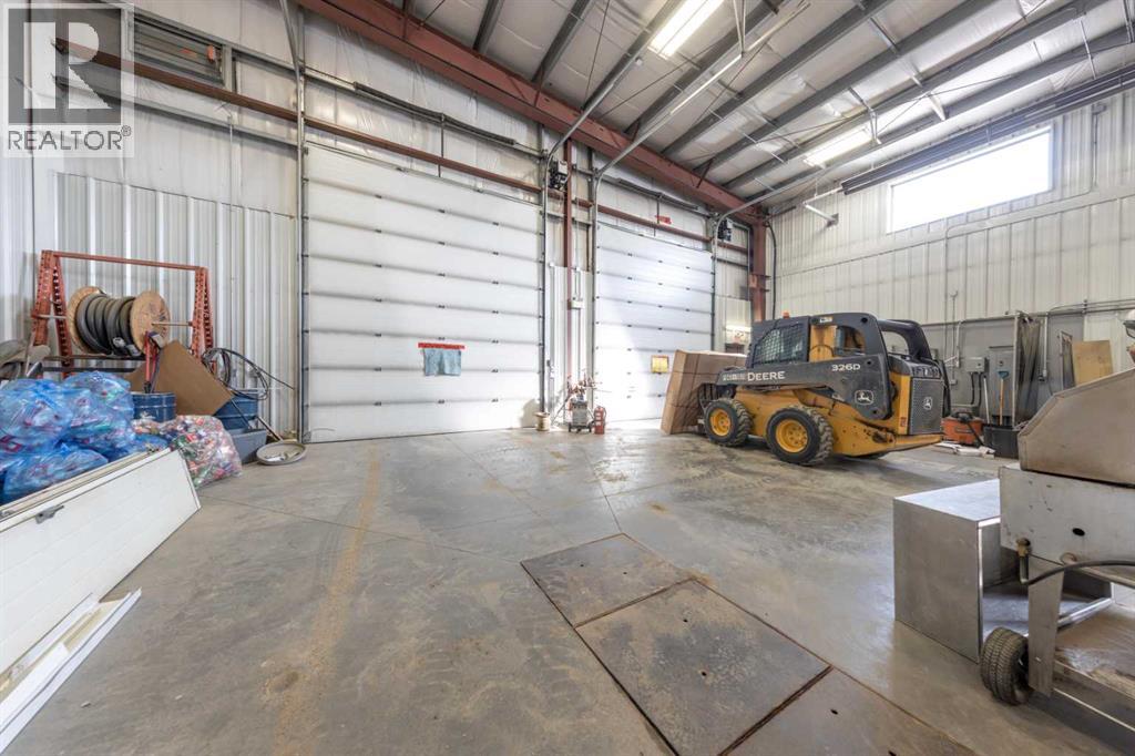 Photo 3 of 7156 56 Street, Lloydminster AB