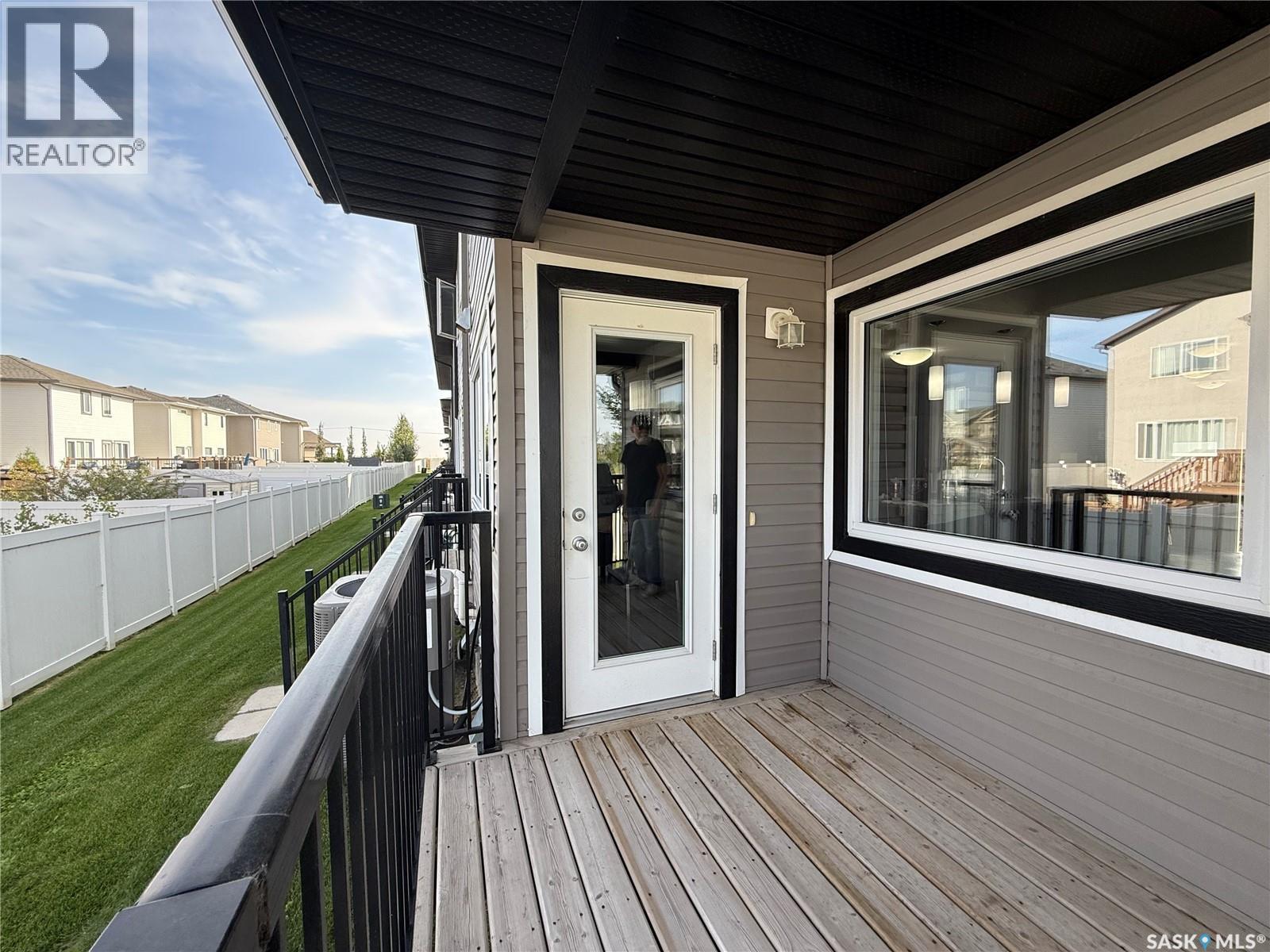 Photo 13 of 1 5301 Beacon Drive, Regina SK