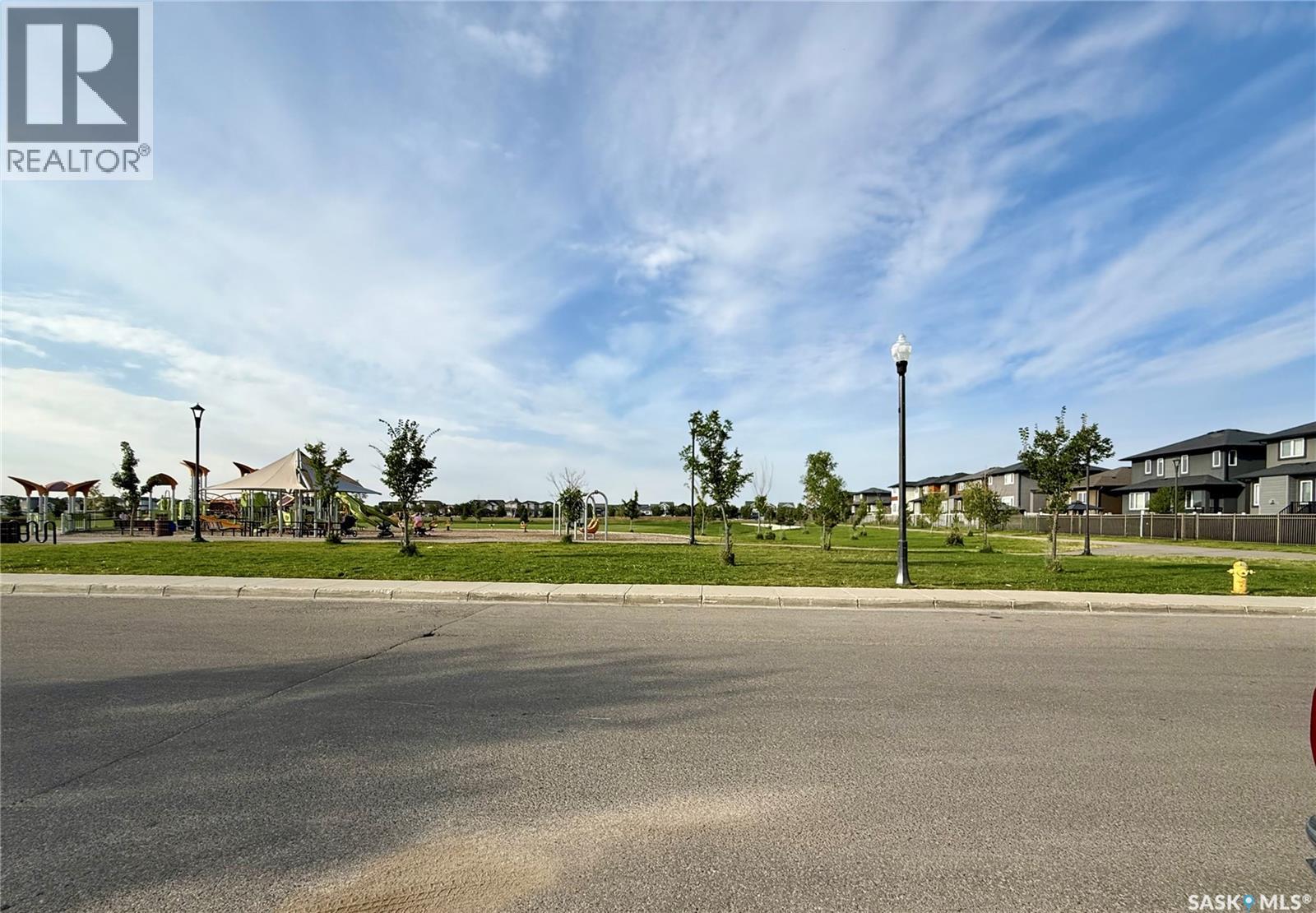 Photo 17 of 1 5301 Beacon Drive, Regina SK