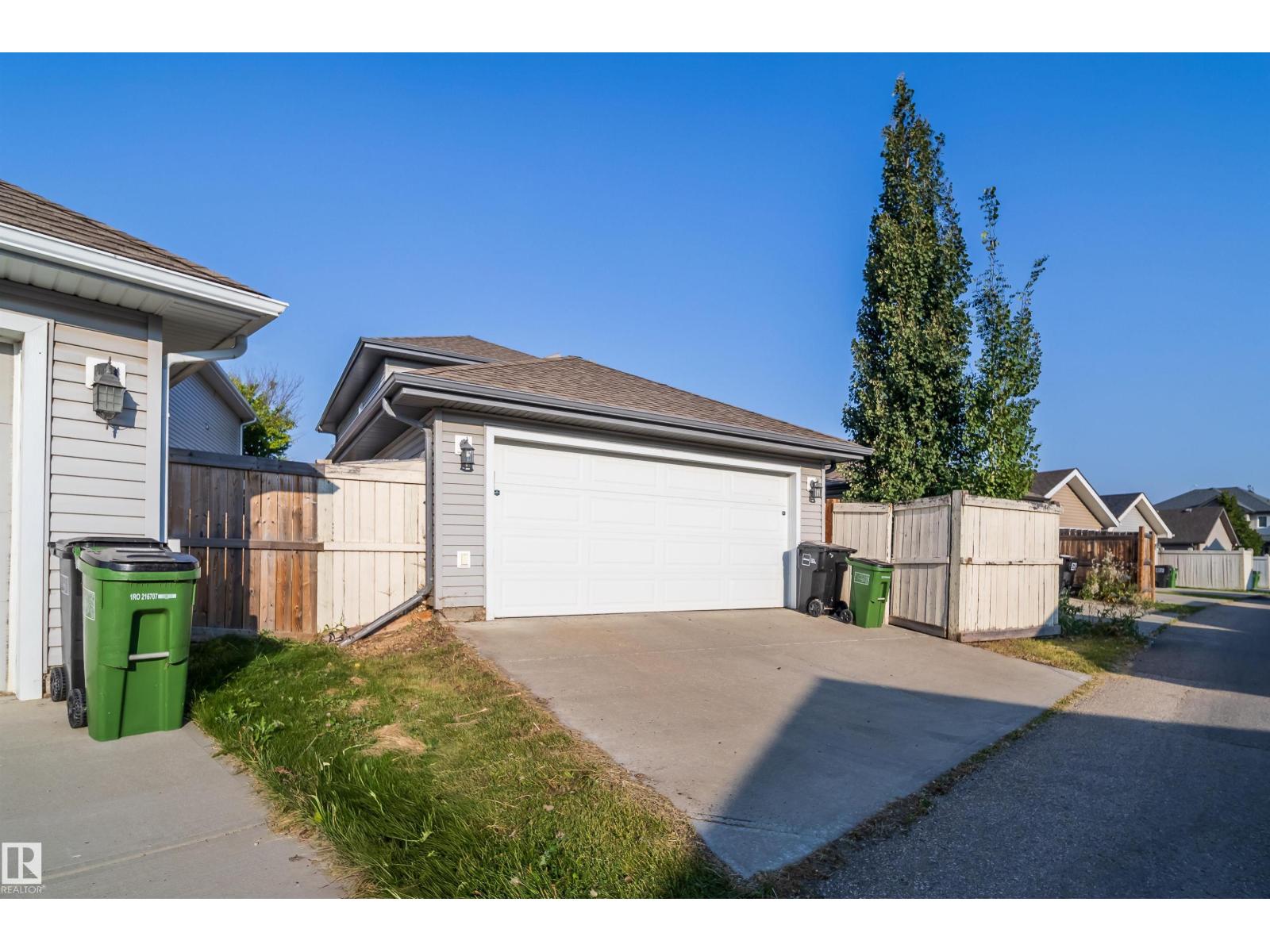 Photo 15 of 1023 160 St Sw, Edmonton AB