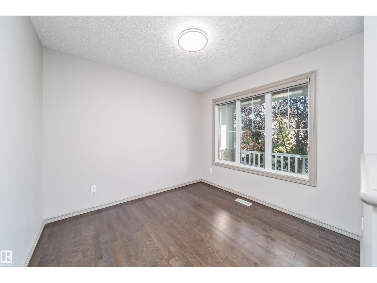 Photo 18 of 1023 160 St Sw, Edmonton AB