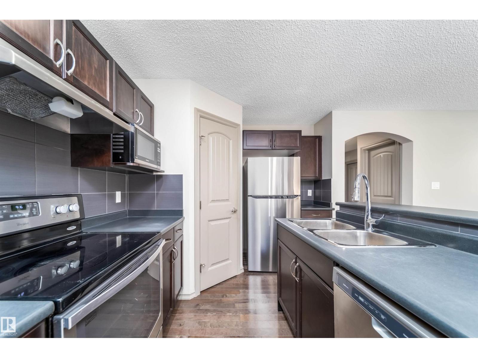 Photo 27 of 1023 160 St Sw, Edmonton AB