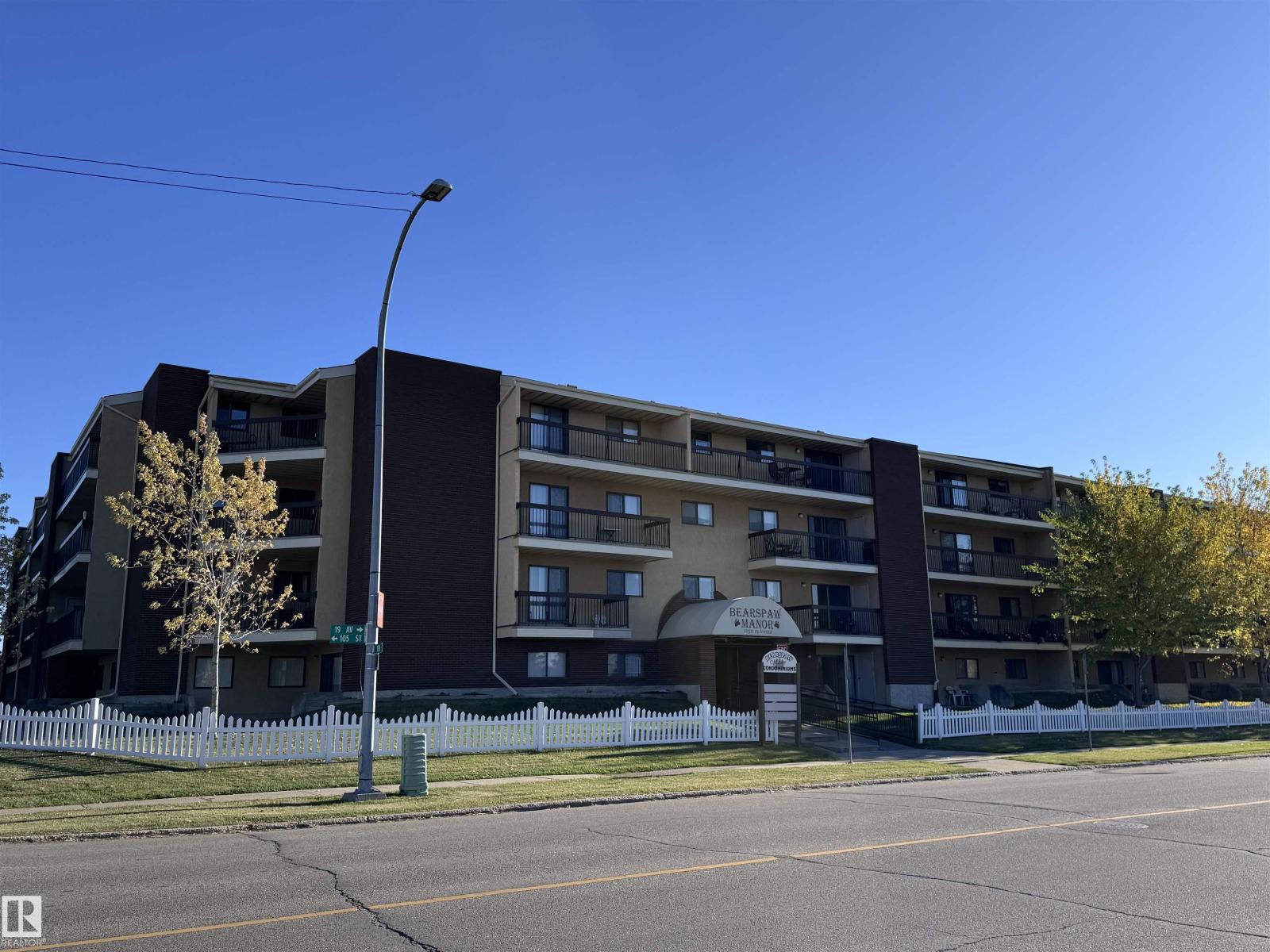 Photo 2 of 103 10511 19 Av Nw, Edmonton AB