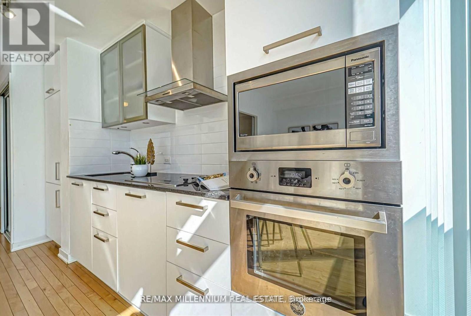 Photo 1 of 3612 14 York Street, Toronto ON