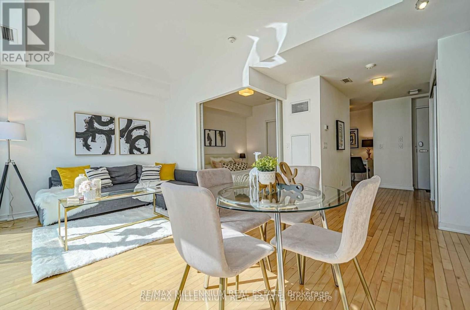 Photo 10 of 3612 14 York Street, Toronto ON