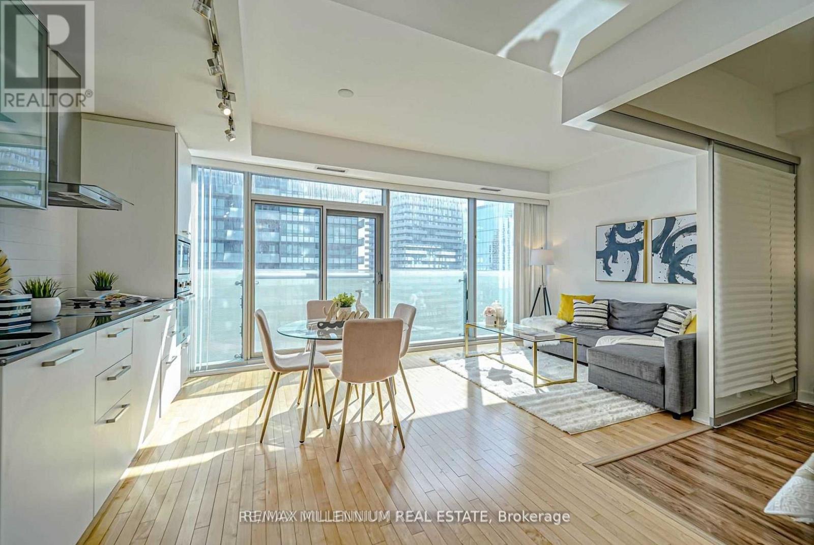 Photo 11 of 3612 14 York Street, Toronto ON