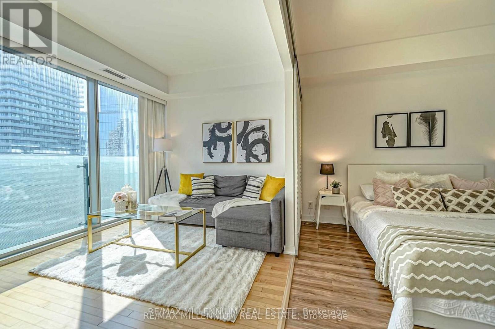 Photo 14 of 3612 14 York Street, Toronto ON