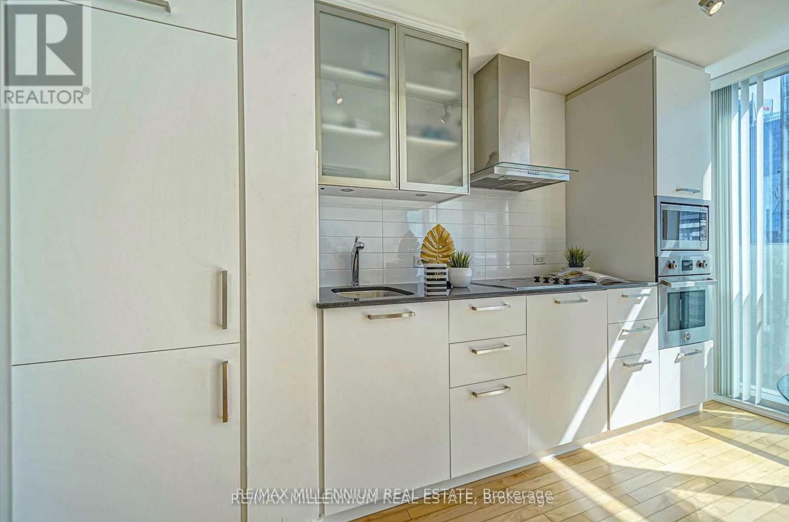 Photo 15 of 3612 14 York Street, Toronto ON