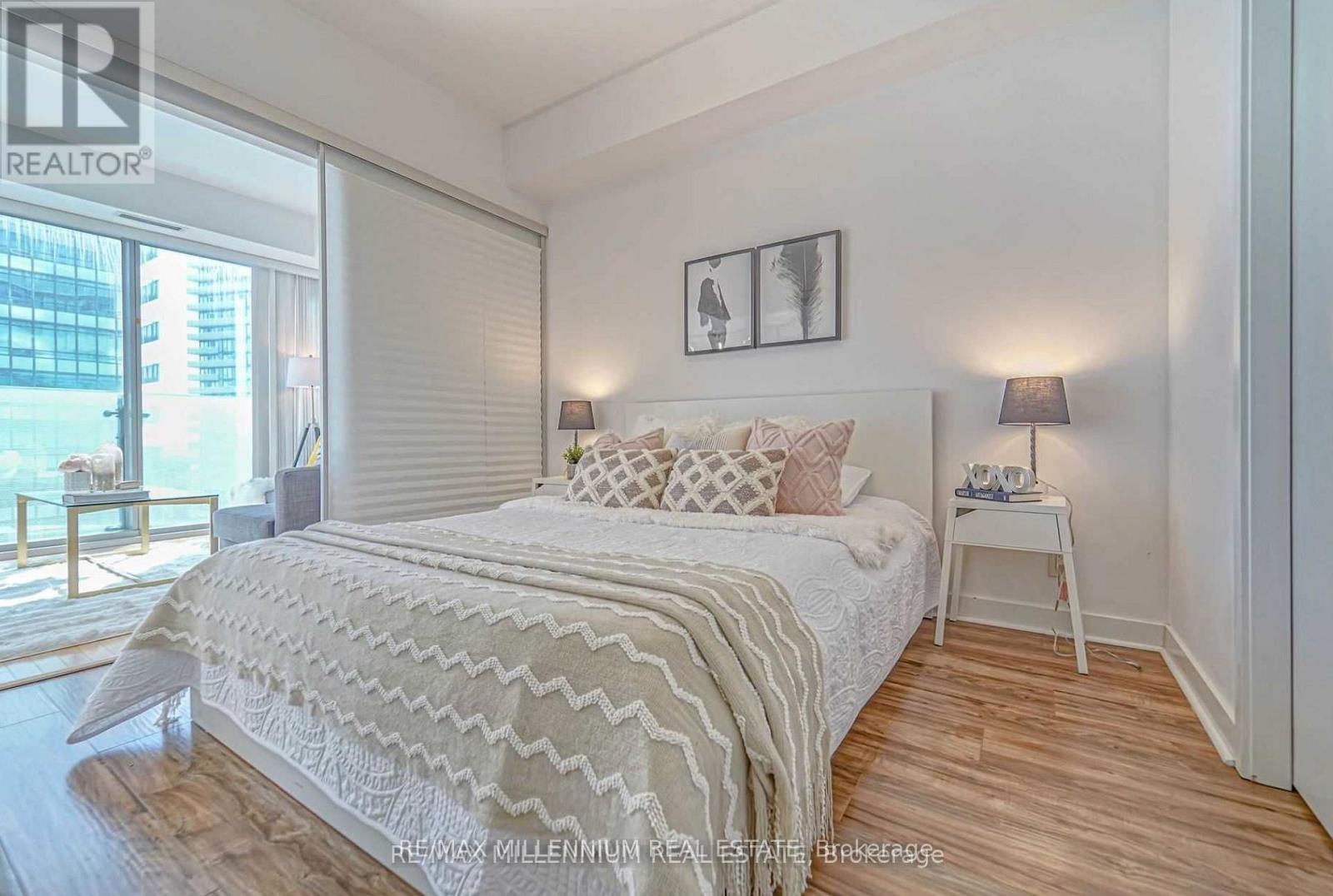 Photo 19 of 3612 14 York Street, Toronto ON
