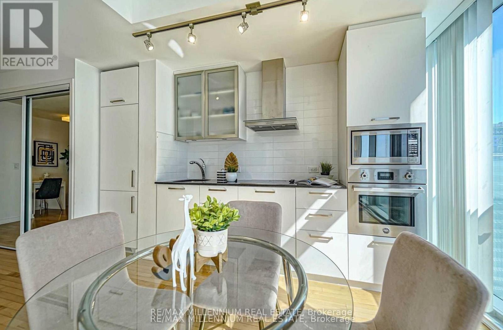 Photo 8 of 3612 14 York Street, Toronto ON
