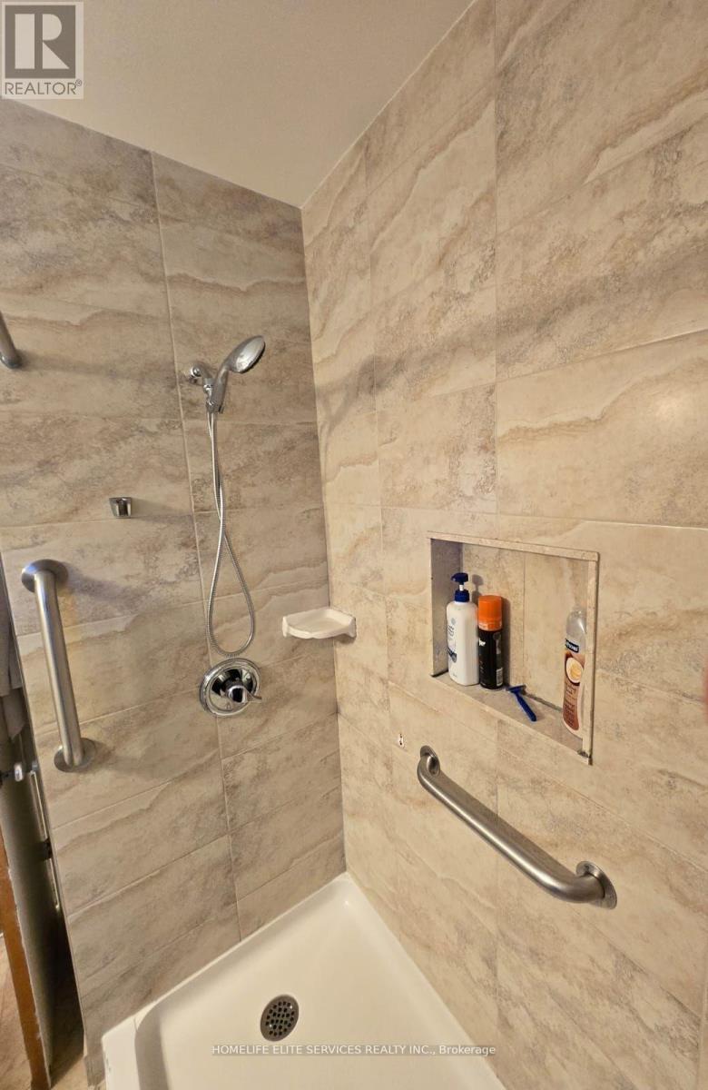 Photo 11 of 28 Delbert Drive, Toronto ON