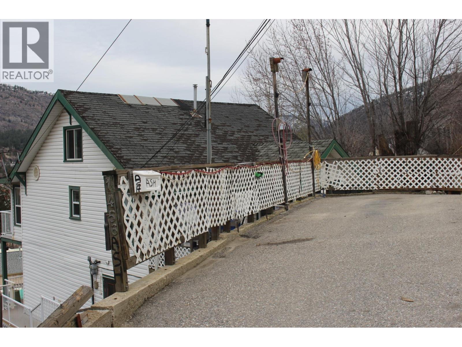 1456 Ash Street, Trail
