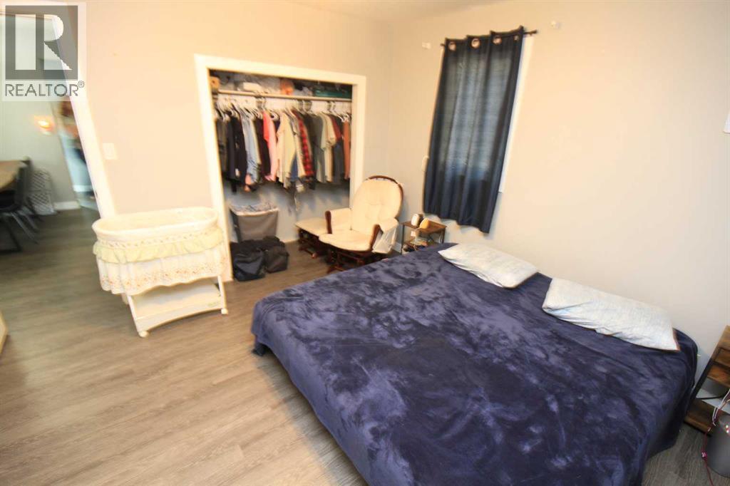 Photo 13 of 5052 44 Avenue, Taber AB