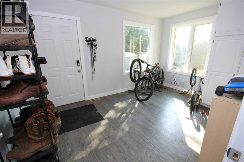Photo 18 of 5052 44 Avenue, Taber AB