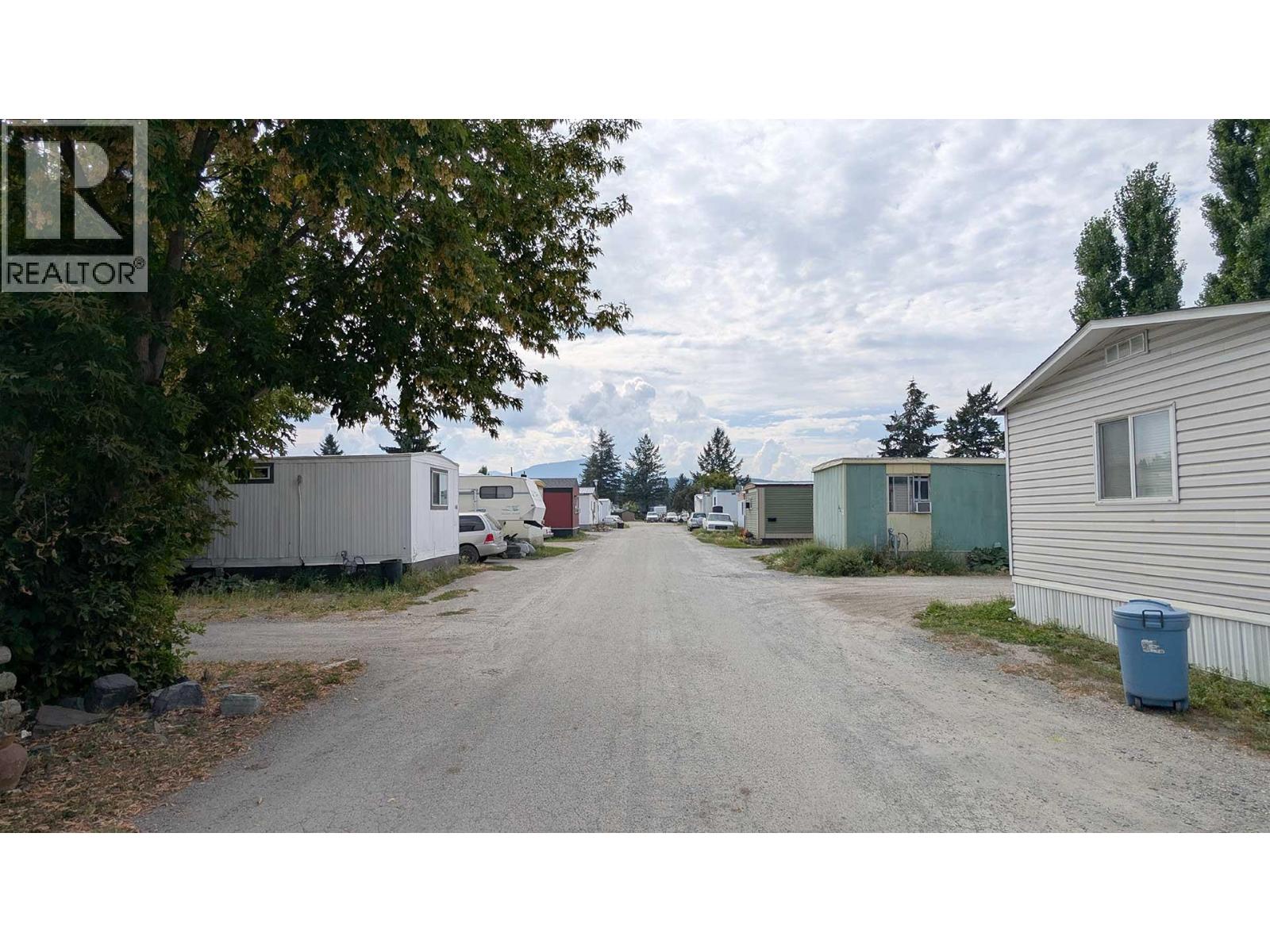  2025 10th Street, Cranbrook
