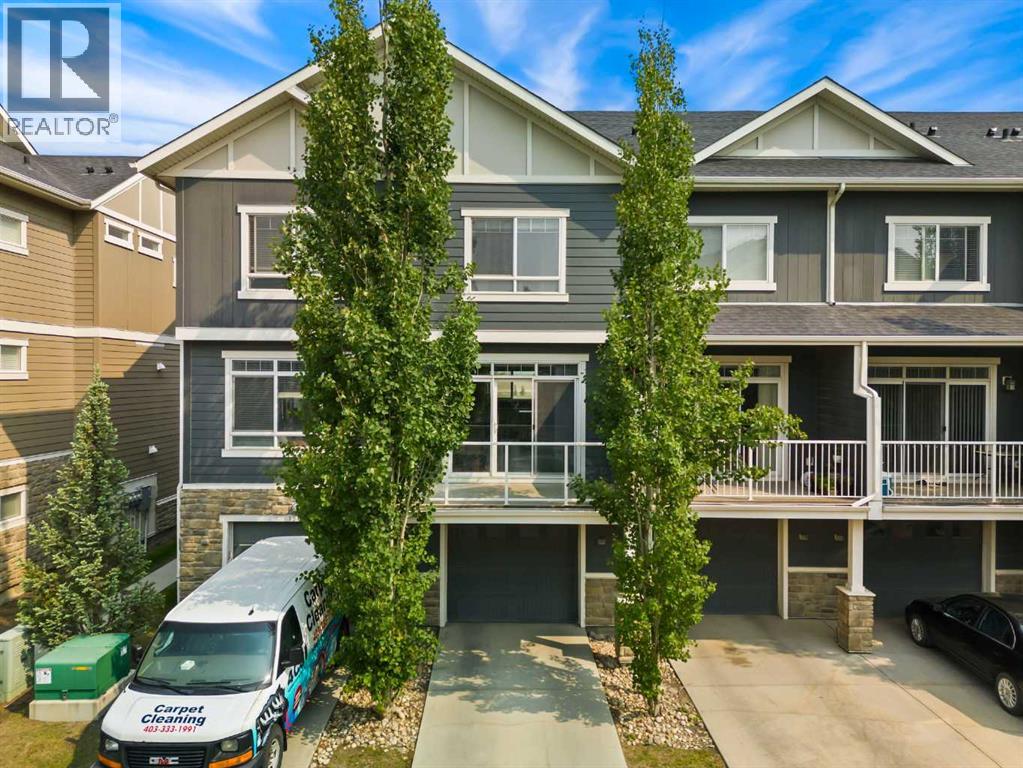 Photo 1 of 1561 Symons Valley Parkway Nw, Calgary AB