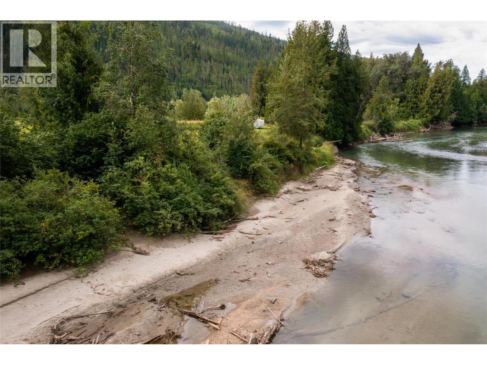  3099 Myllinemi Road, Sicamous