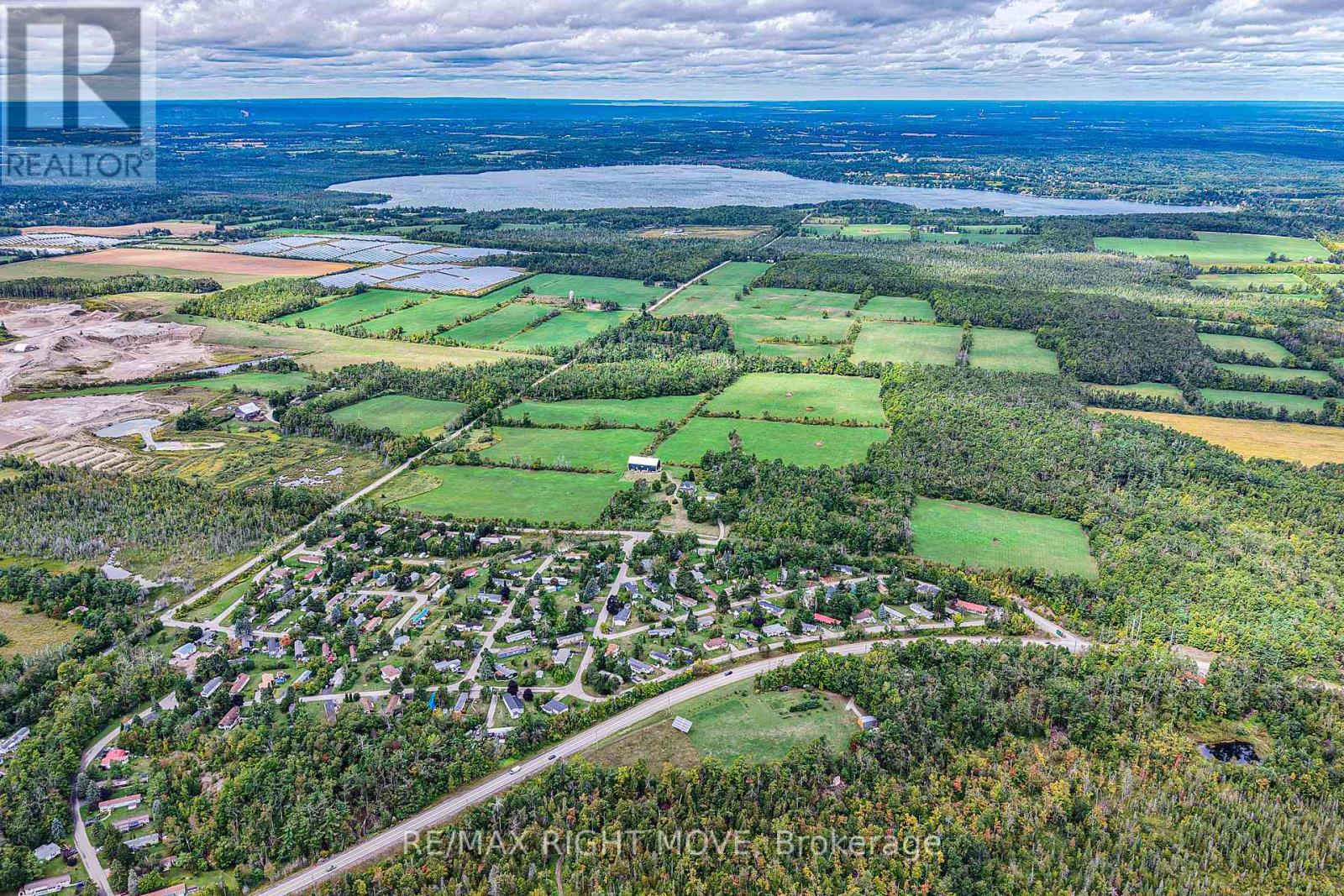 Photo 14 of 17 Balantrae Drive, Oromedonte ON