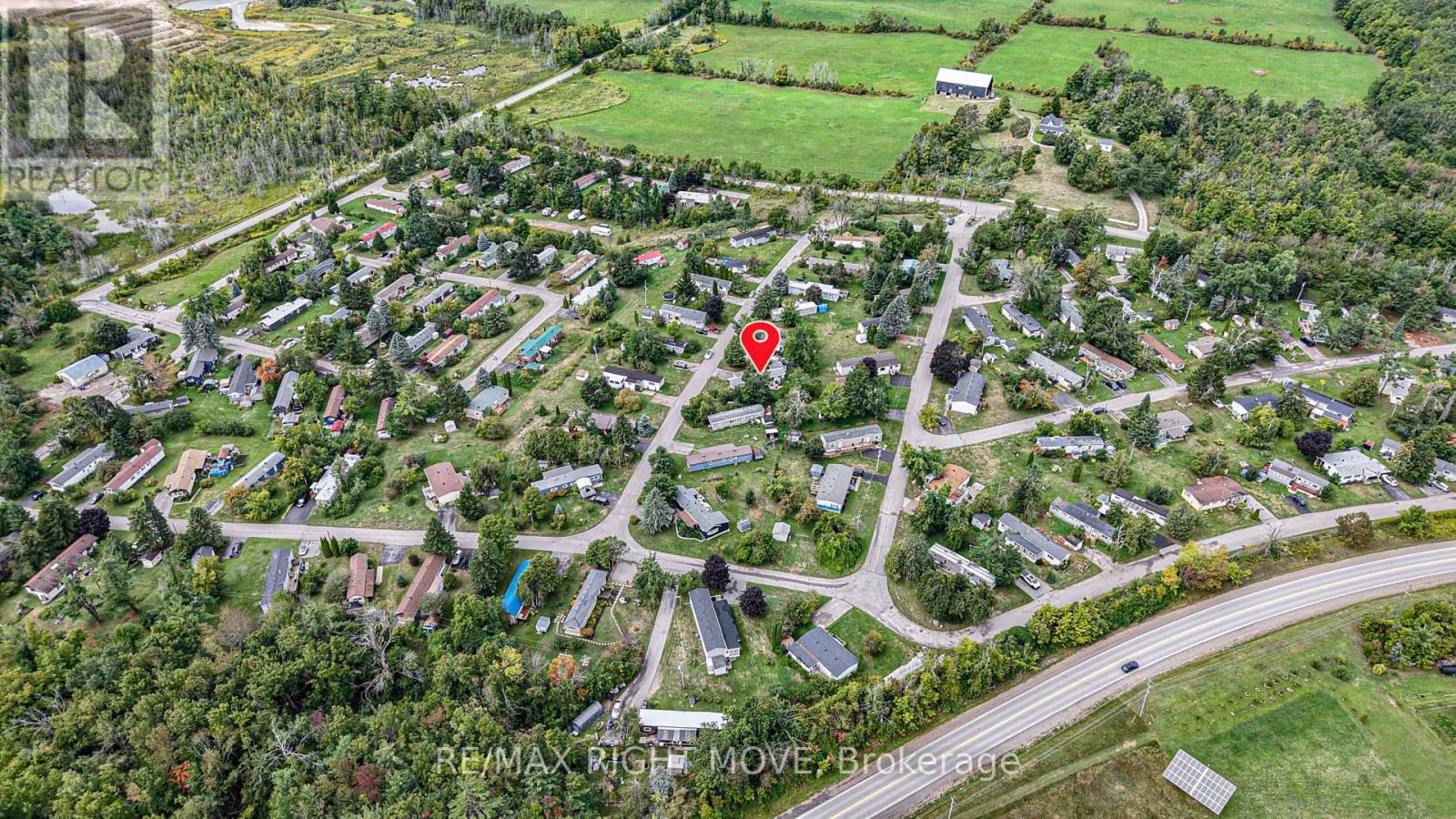 Photo 15 of 17 Balantrae Drive, Oromedonte ON
