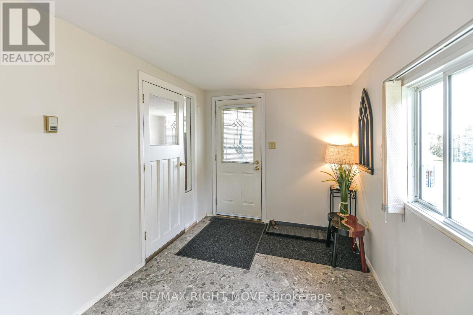 Photo 29 of 17 Balantrae Drive, Oromedonte ON