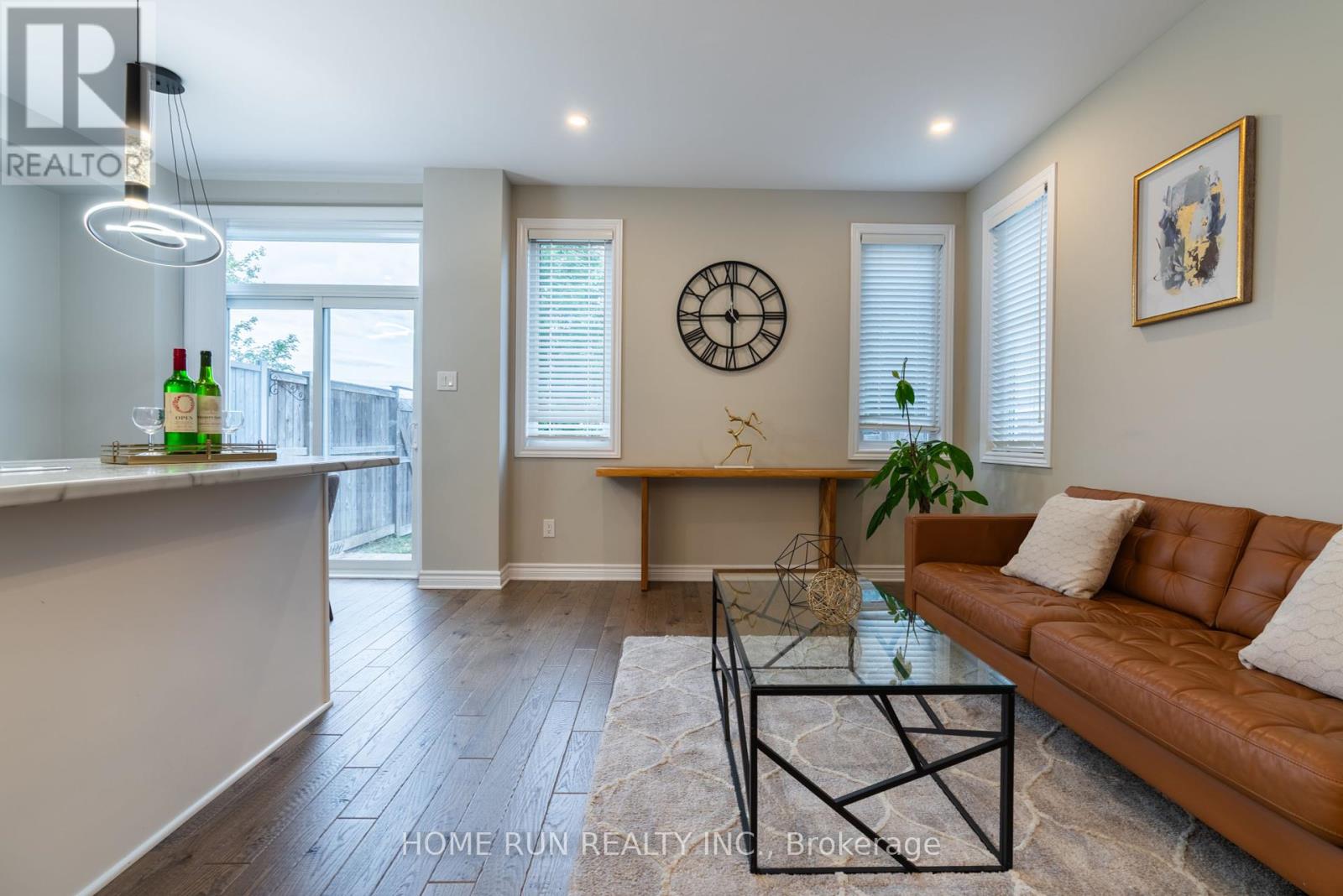 Photo 12 of 974 Kilbirnie Drive, Ottawa ON