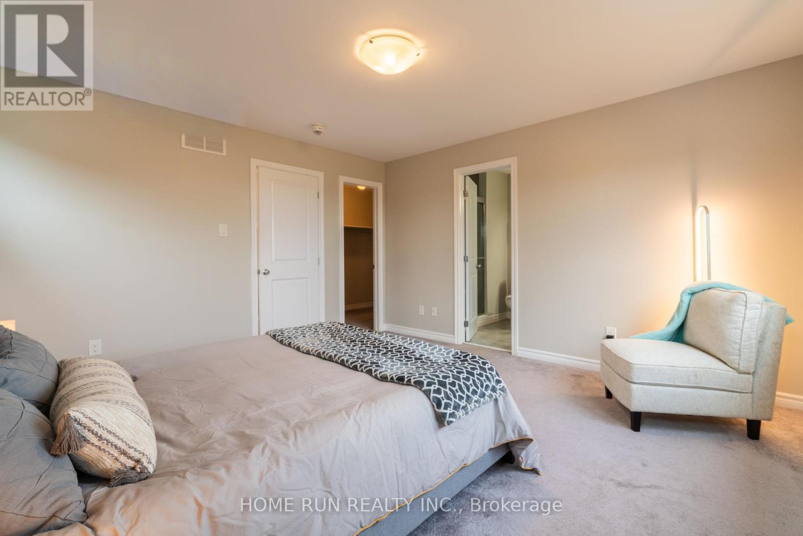 Photo 24 of 974 Kilbirnie Drive, Ottawa ON