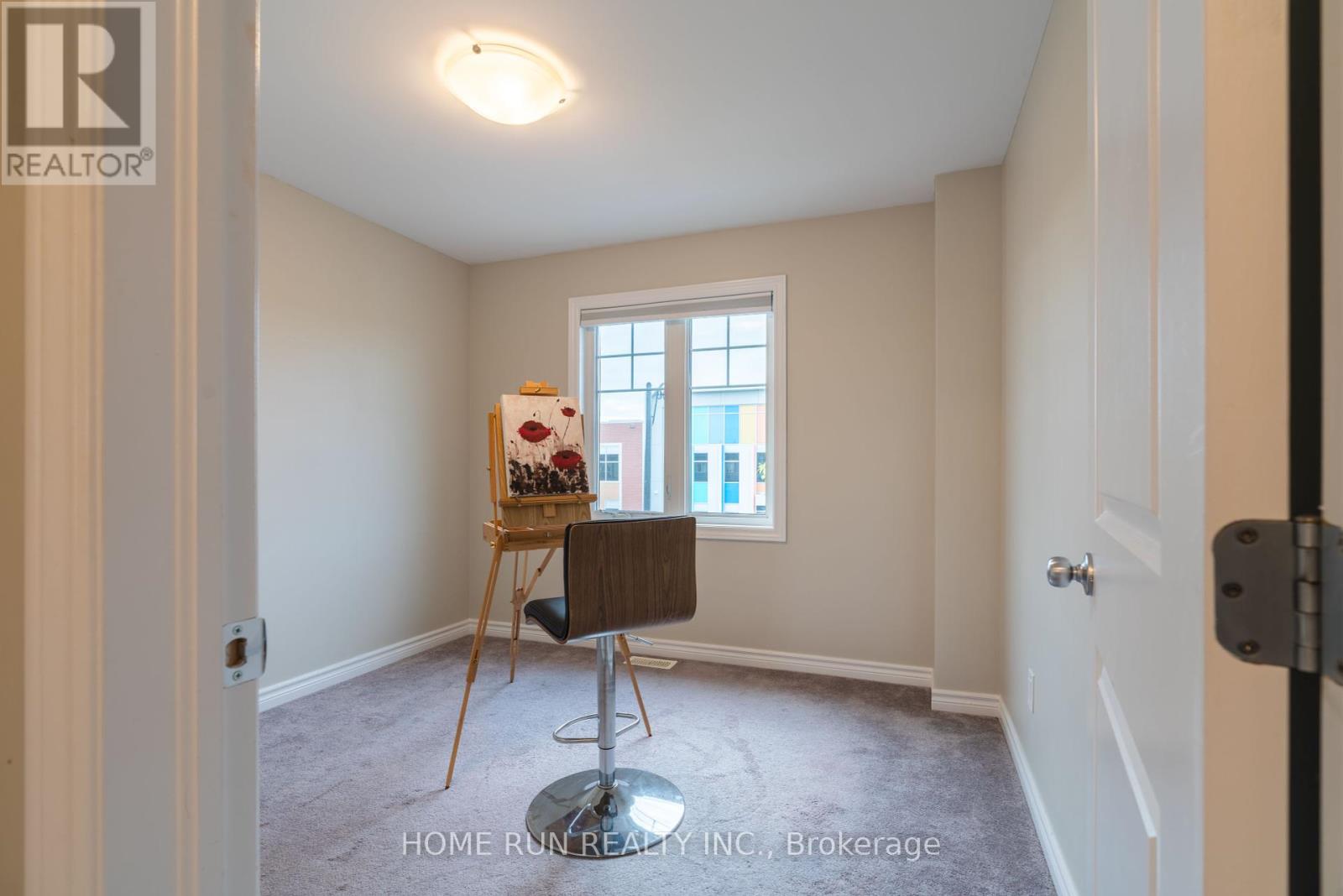 Photo 28 of 974 Kilbirnie Drive, Ottawa ON