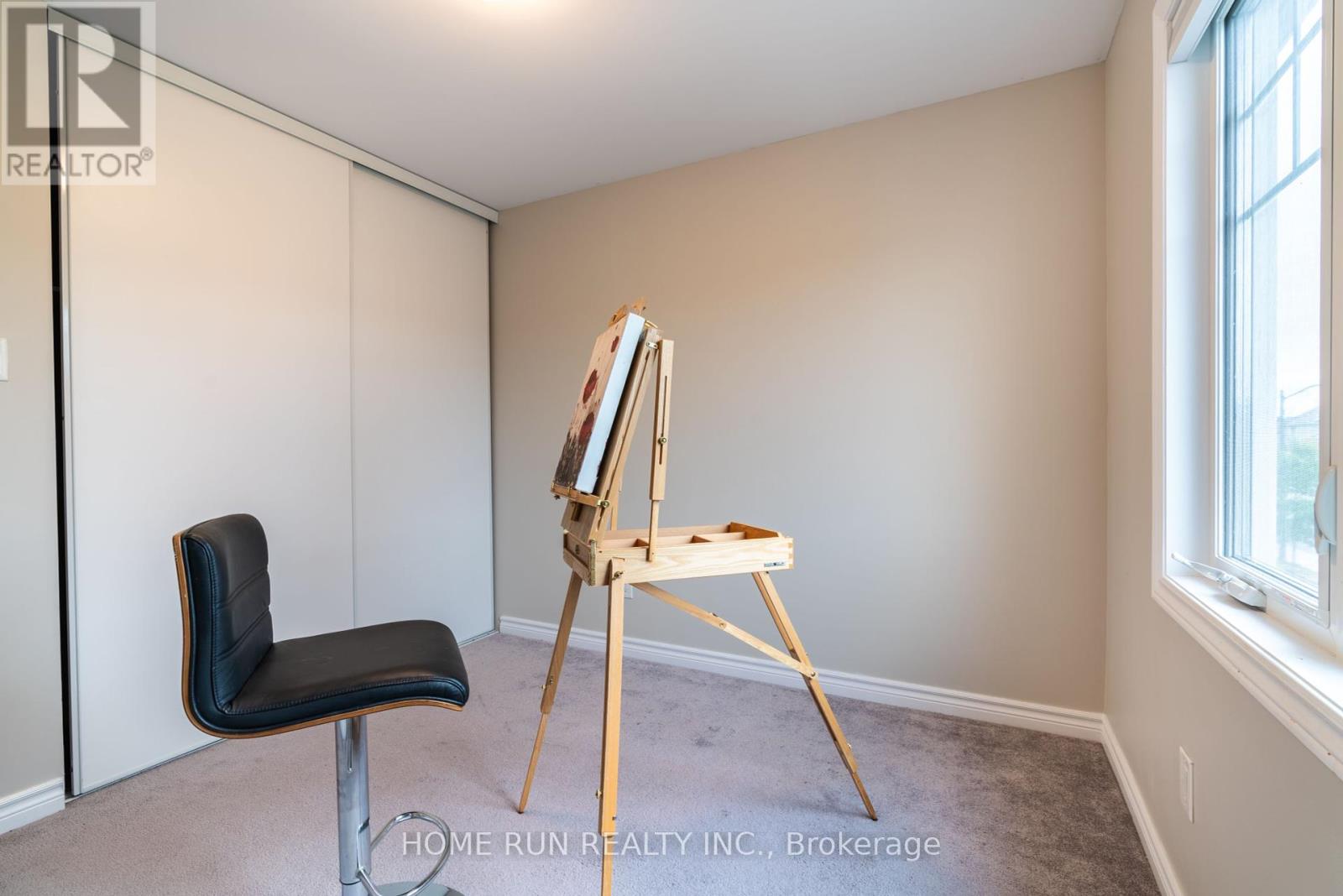 Photo 29 of 974 Kilbirnie Drive, Ottawa ON