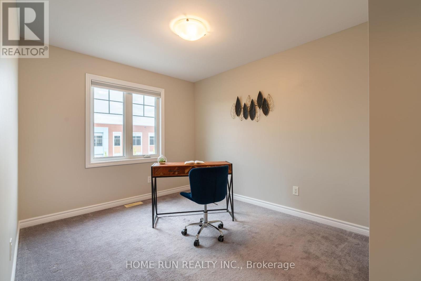 Photo 31 of 974 Kilbirnie Drive, Ottawa ON