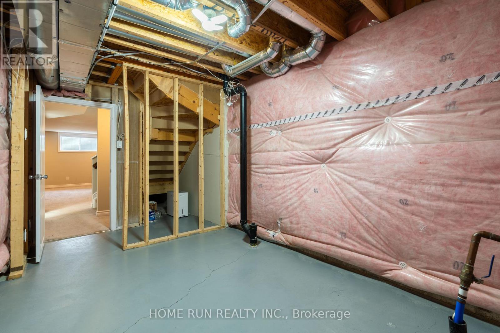 Photo 35 of 974 Kilbirnie Drive, Ottawa ON