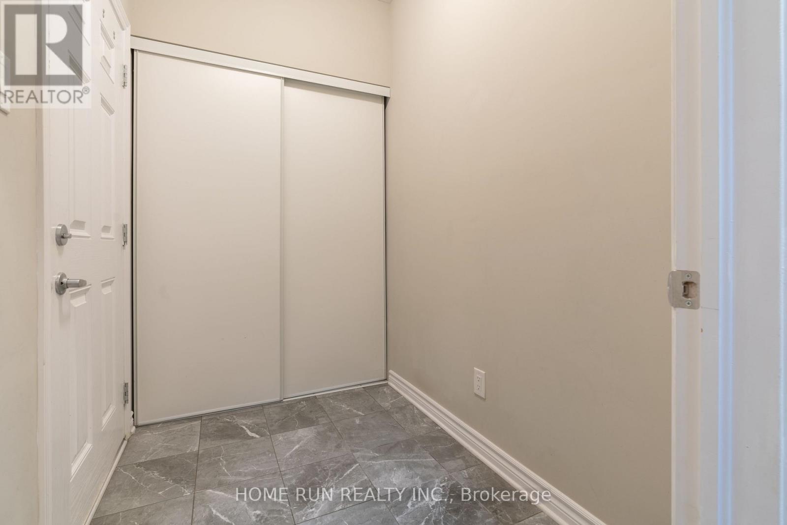 Photo 6 of 974 Kilbirnie Drive, Ottawa ON