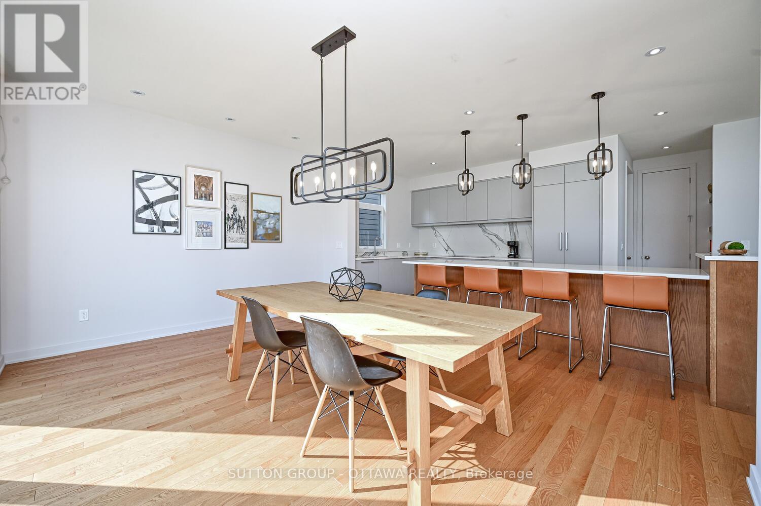 Photo 14 of 732 Wooler Place, Ottawa ON
