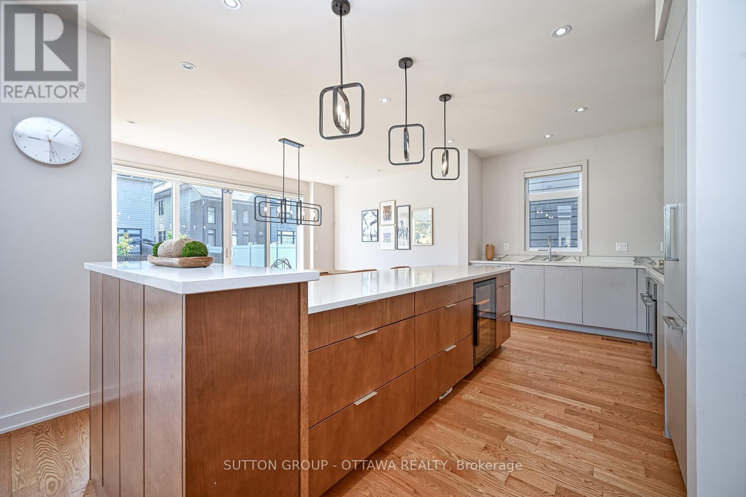 Photo 18 of 732 Wooler Place, Ottawa ON