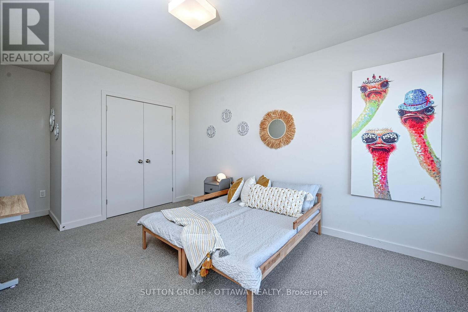 Photo 33 of 732 Wooler Place, Ottawa ON