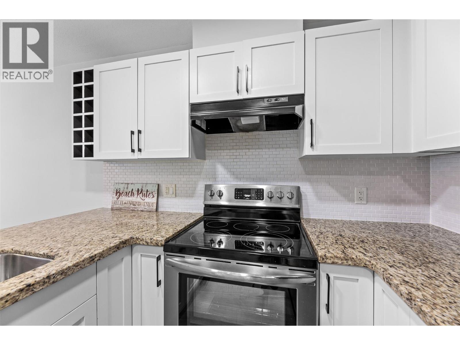 319 1083 Sunset Drive, Kelowna